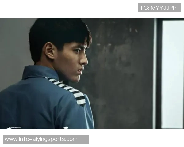 足球凡凡带你领略世界足球的魅力与激情探索球场背后的故事与传奇